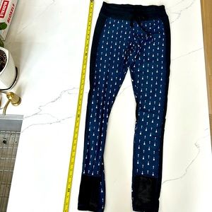 Size 8 upside leggings